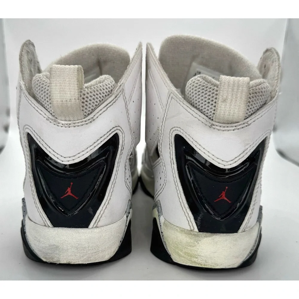 Jordan Flight True Flight GS 343795-121 White Red Black Sneakers 5.5Y/W Sz 7